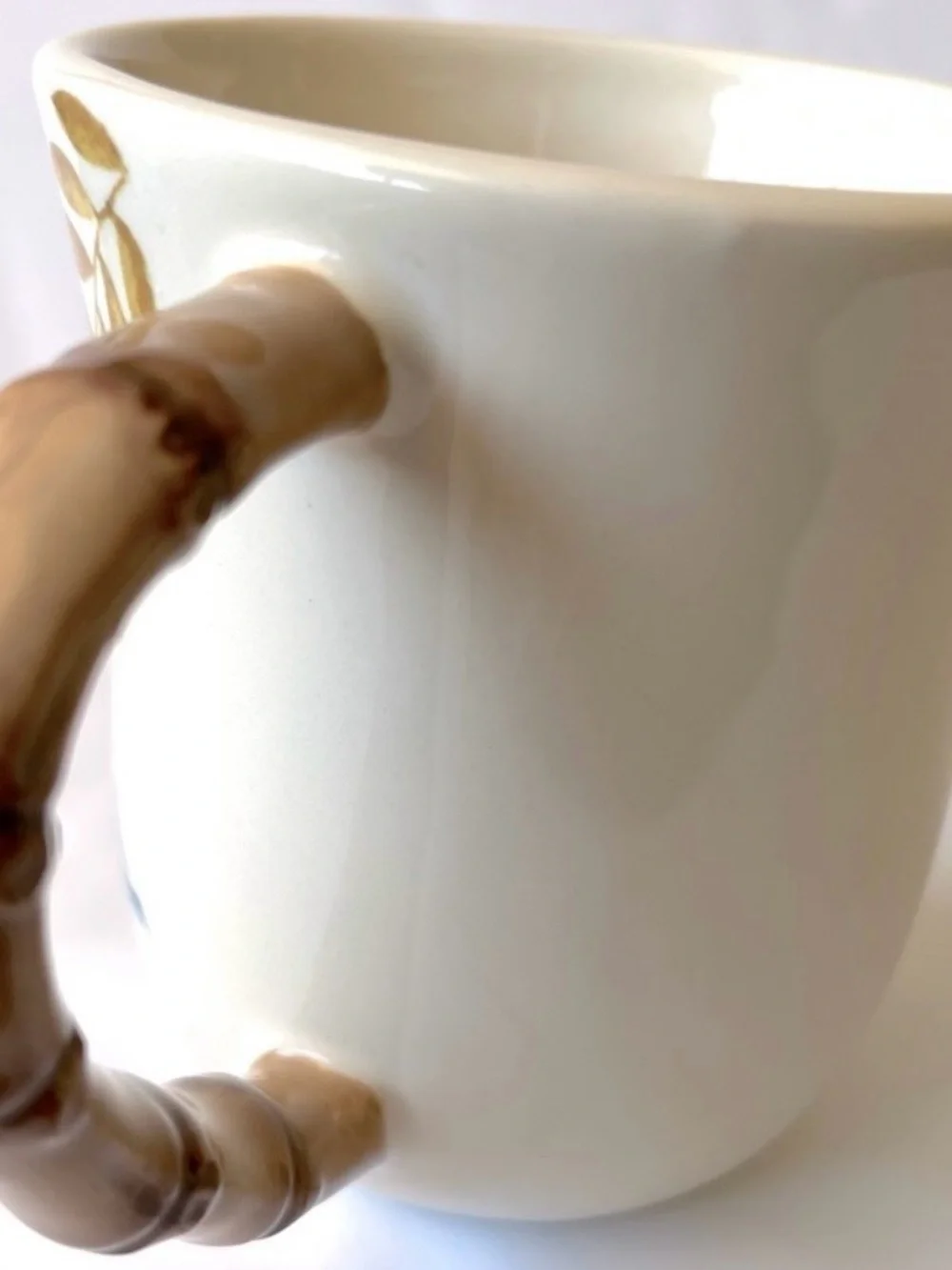 Pier 1 Vintage Red Parrot White Mug Cup Bamboo Handle 14oz